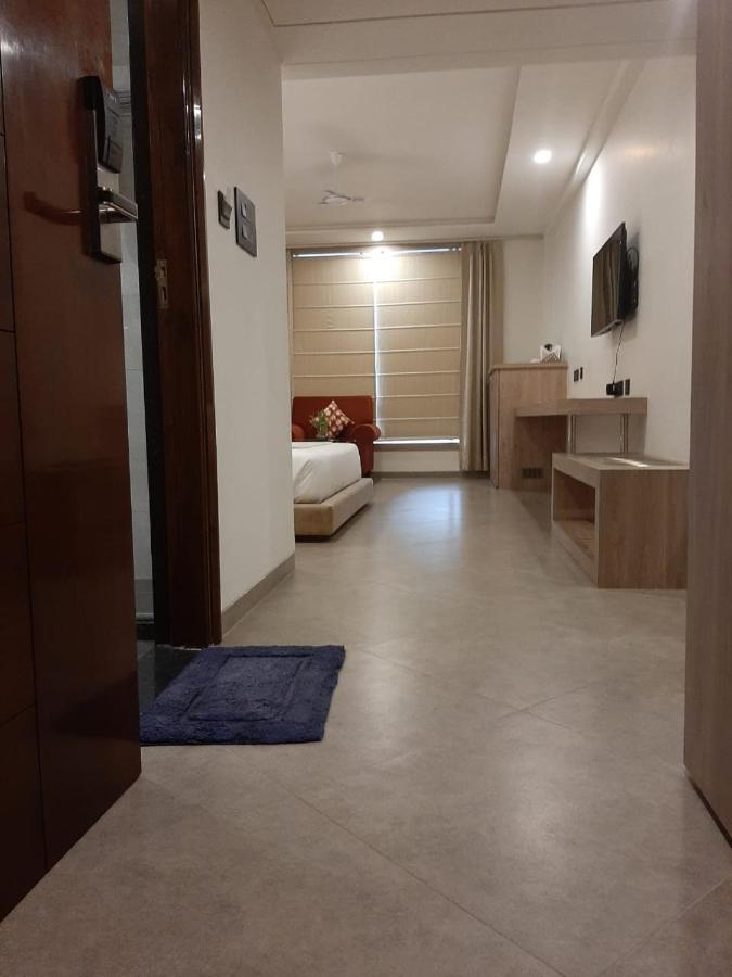 Park Avenue And Resorts Sikar Esterno foto